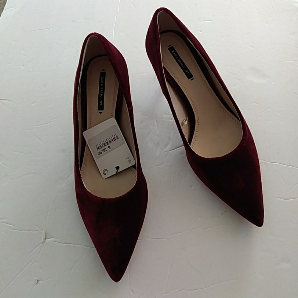 Zara Women's pumps Heel Sz. 6.5, UK 37